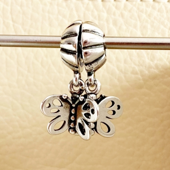 PAIR of Pandora charm dangle " Friends forever " #790531 - Picture 8 of 14